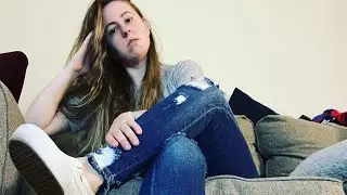 Asmr de Zapatillas Vans Slip on en @goddessoftheuggs