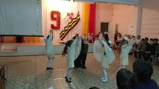 Танец под песню ,, Журавли,,