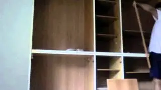 armario del cuarto de eva luz