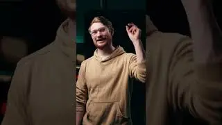 A blooper from yesterday's short about hair lights. I was literally recording for 20 minutes