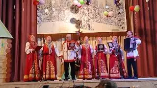 песни поют
