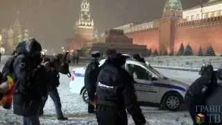 Полиция не дала ЛГБТ спеть гимн России на Красной площади