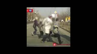 Russian driver knocked down pedestrians! CAR CRASH! Dash cam! #shorts