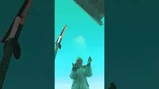 в глазах стекляшки