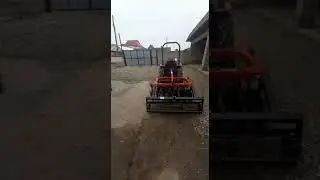 Дискатор 1.4м на японском минитракторе.