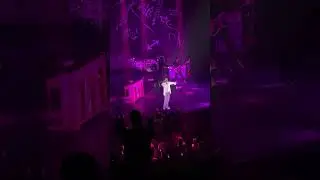 Charlie Puth performing “We don’t talk anymore” live in Red bank NJ 10/23/22
