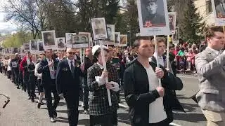 Сотни козельчан приняли участие в акции "Бессмертный полк"
