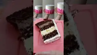 bolo feminino #bolocomborboletas #bolo #cake #bolobrancoerosa