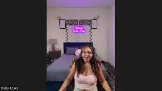 Daisy Foxxx Video: Sexy, smart and fun loving Hotwife