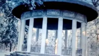 Исполняет Артур Оганов.