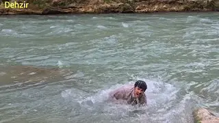 Fishing in the heart of turmoil;  The story of Akaqrabun and his brave children