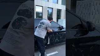 Говорят она уже на метро катается