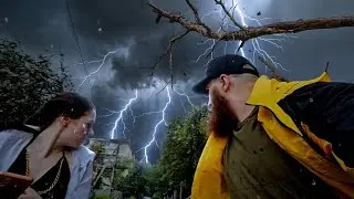 Сильнейшая Гроза в Днепре ⚡️🌪😱 Чуть Не Убило Веткой 🌿