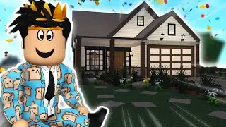 trying to build an AFFORDABLE NO GAMEPASS bloxburg house...