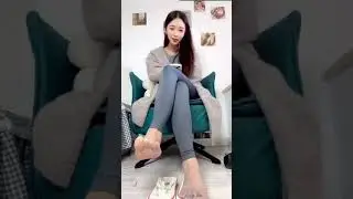 直播沫小昕紧身库里丝足20231021Live broadcast of Mo Xiaoxin’s tight curly silk feet