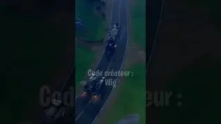 TANK VS BATTLE BUS ! 💥 