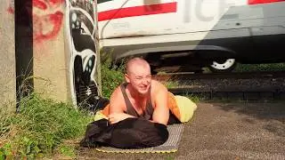 Wie LAUT ist dieser SCHLAFPLATZ denn bitte?