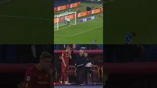 Jose Mourinho goal reaction is priceless #ifnnews #mourinho #josémourinho #asroma #roma