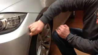Cancellare i graffi che altri paraurti di gomma ti hanno lasciato sulla tua carrozzeria a costo zero