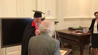 Художник Владимир Ракчеев,  удостоен звания Почетного члена Российской академии художеств.