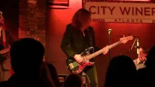 The Ladybirds - Rumble
