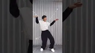 How does he dance so charmingly!🥰
