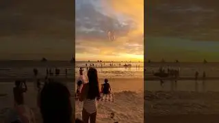 Boracay Looks Amazing at Sunset 