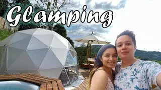 Primera vez en un GLAMPING || Viajamos en la pequeña moto!