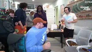 Man opens amouranth's fart jar