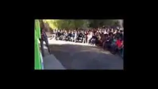 تلاميذ وتلميذات مدرسة عبد الله بن ياسين (تارودانت) اداء النشيد الوطني