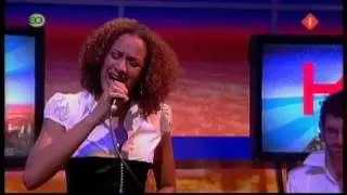 Sharon Kips - Interview + Strong Enough (Live @ Knevel & van den Brink 06-06-07)