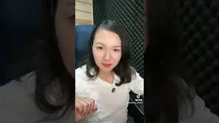 Как Аконя меняет голоса от ребёнка до бабульки?