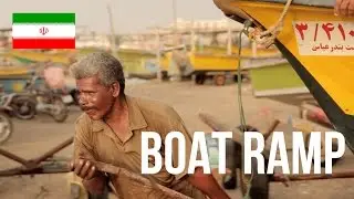 Boat Ramp • Fishermen Launching Freestyle • Bandar Abbas • IRAN