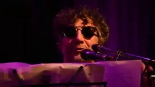 El ataque de los gorilas - Fito Paez con Alina Gandini y CANTALOOP