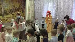 "Золотая осень".  Средняя группа