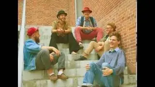 Pinewood Soul -  Call Me A Friend