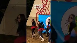 КУЛЬТУРНАЯ ЖИЗНЬ в ВОДНОМ ПОХОДЕ ТАНЦУЮТ КРАСИВЫЕ ДЕВУШКИ 