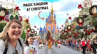 Disney World - Magic Kingdom at CHRISTMAS!!
