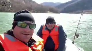 Fishing from a boat on Siriu Lake & Useful information about Bears
