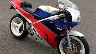 VFR750R RC30 マフラー音