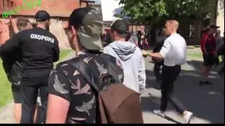 Шок!! драка на видео жаре Мопс и  Мартыненко