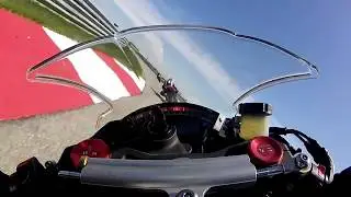 Turn 1 @ Autobahn Full Track - Pass on inside