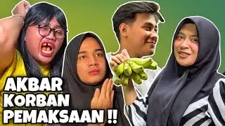 YUNI IS SO UNLUCKY OH MY GOD!!!