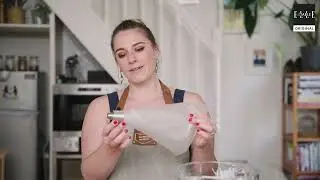In the kitchen with: my Halloween ghost meringues