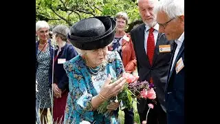 150-jarig jubileum van vereniging Groei & Bloei met Prinses Beatrix