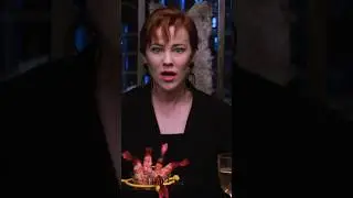 Delia Deetz And Her Family Get Possessed And Start Dancing While Having Dinner😆😁#shorts