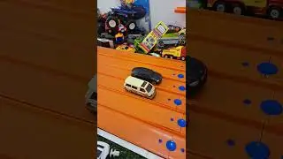 BMW x6 против Toyota VAN