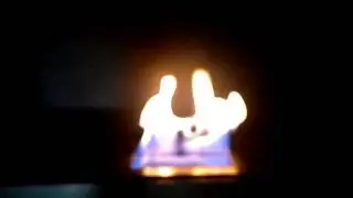 Llama en una chimenea de bioetanol
