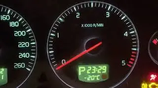 Volvo V70 D5 2006 Cold Start -20 C.