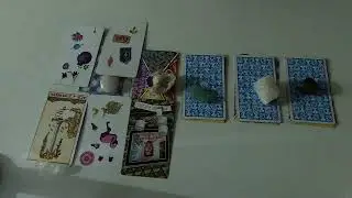 What are you not seeing in your life right now ? - Pick A Card ✨ Tarot Reading ✨